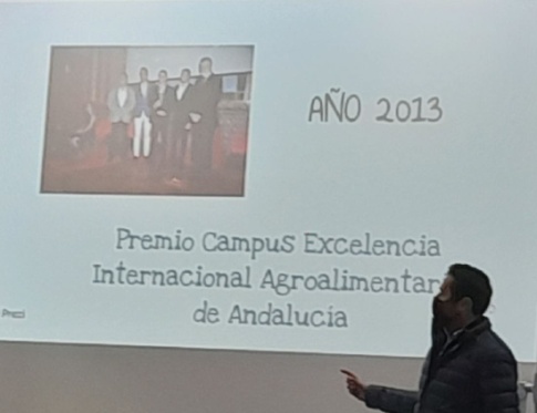 Charla del Gerente Jesus Garcia Jurado de la empresa UNIVERSODRONE html 35c7560bb616050