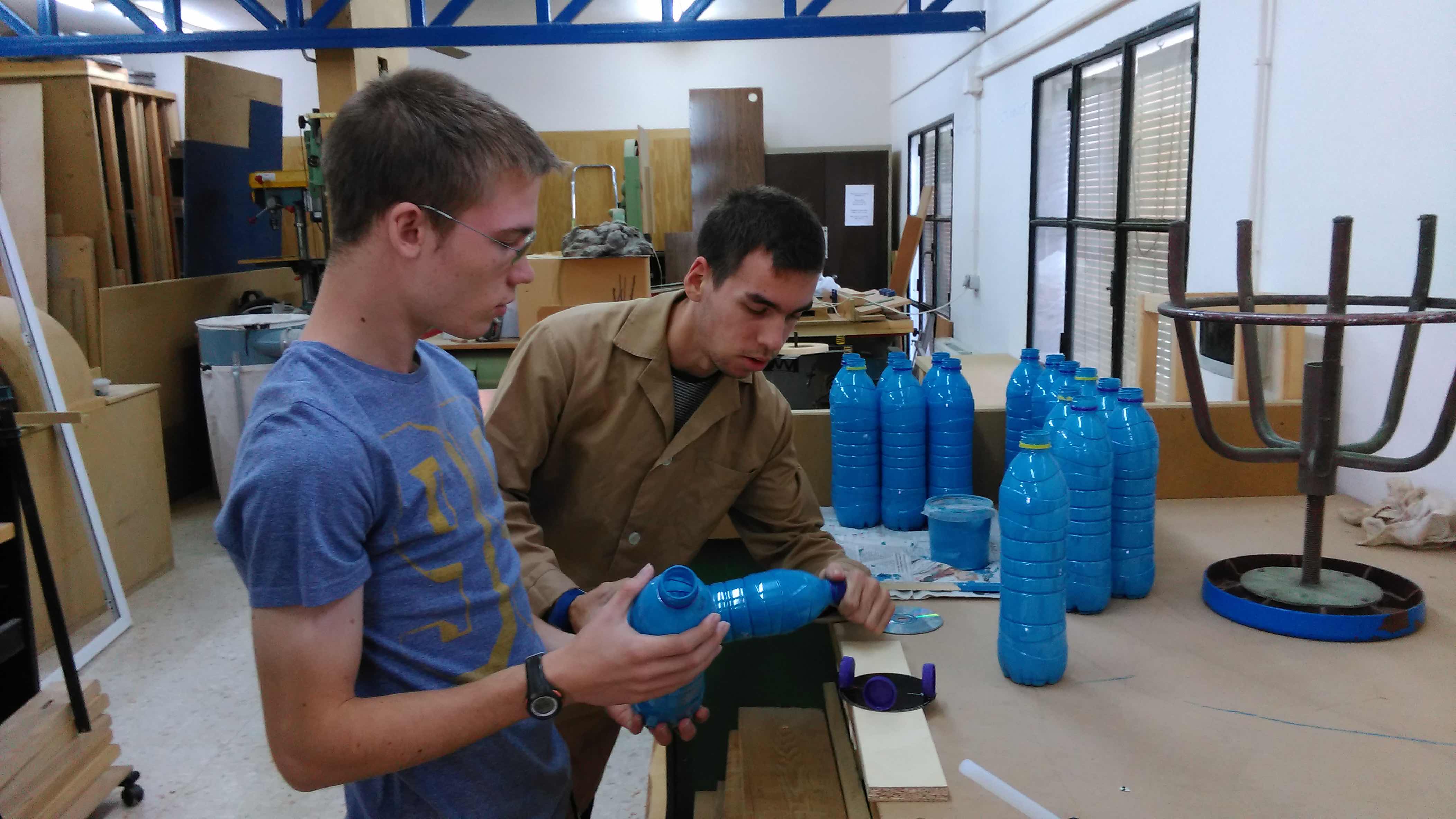 Trabajando en el taller