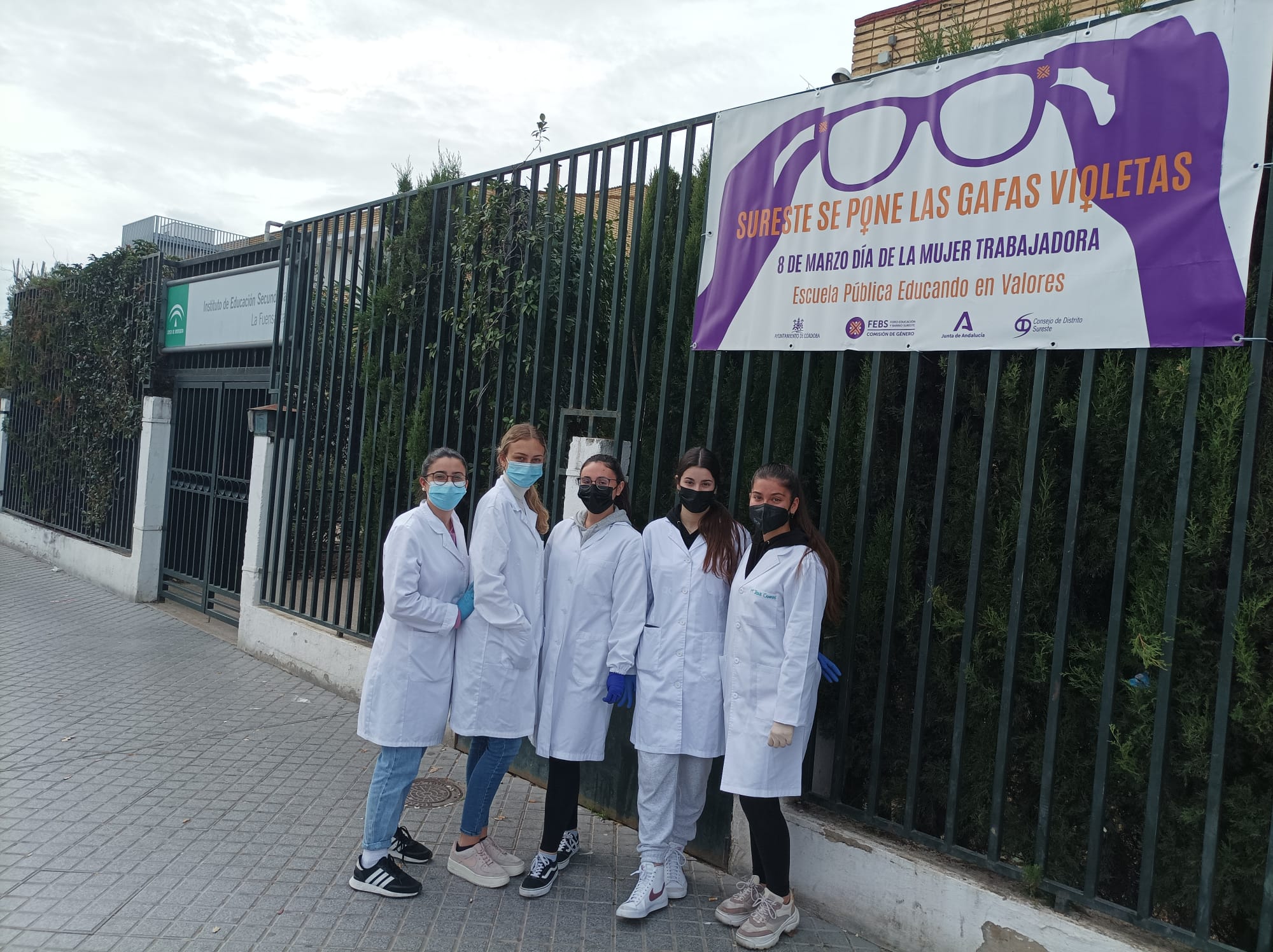 Foto2 lona gafas violeta