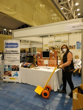 ACTIVIDAD 2ª 8.FERIA DEL ESTUDIANTE AGORA LA CARLOTA html 7139bdfc95c2917